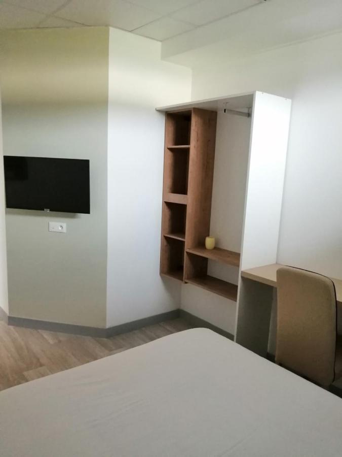 Appartel 76 Chambres Rouxmesnil-Bouteilles Kültér fotó